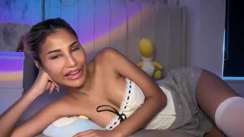 Snapshot of aniishaa chatting on 1, 10, 2025 anisha online show from 1, 10, 2025