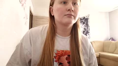 Snapshot of anika_lipps chatting on 24, 9, 2025 Anika online show from 24, 9, 2025