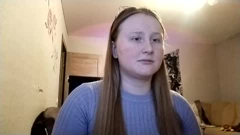 Snapshot of anika_lipps chatting on 17, 4, 2026 Anika online show from 17, 4, 2026