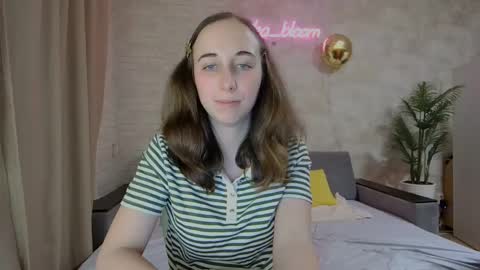 anikabloom online show from 19, 2, 2025