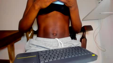 Snapshot of anilethqueenss chatting on 16, 2, 2025 Anileth online show from 16, 2, 2025