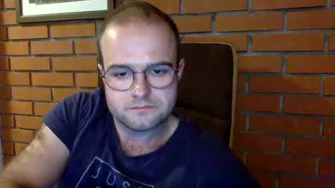 Snapshot of animal_michael chatting on 25, 1, 2025 animal_michael online show from 25, 1, 2025