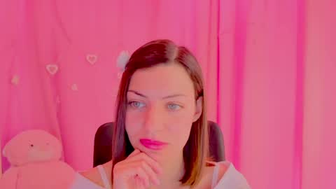 Snapshot of aniskyy chatting on 23, 4, 2026 Anni online show from 23, 4, 2026