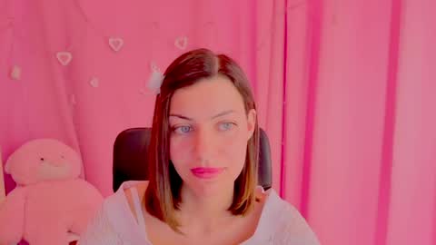 Snapshot of aniskyy chatting on 23, 4, 2026 Anni online show from 23, 4, 2026