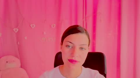 Snapshot of aniskyy chatting on 28, 4, 2026 Anni online show from 28, 4, 2026