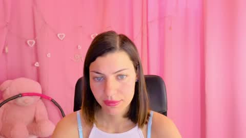 Snapshot of aniskyy chatting on 9, 5, 2026 Anni online show from 9, 5, 2026