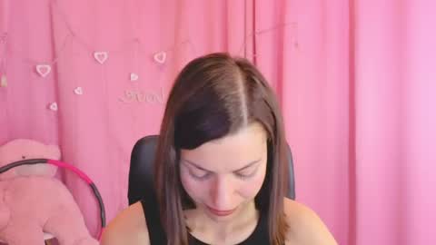 Snapshot of aniskyy chatting on 19, 5, 2026 Anni online show from 19, 5, 2026