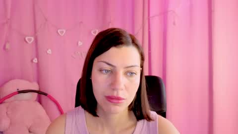 Snapshot of aniskyy chatting on 23, 5, 2026 Anni online show from 23, 5, 2026