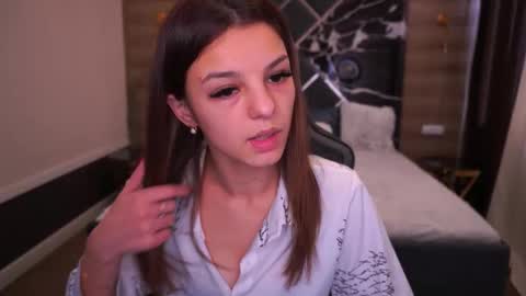 Anita online show from 10, 10, 2025