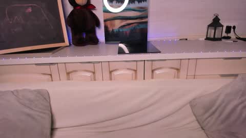 Anita online show from 8, 10, 2025