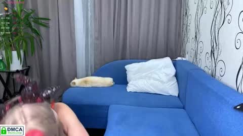 anjalin_sososok online show from 31, 10, 2025