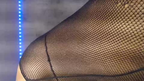 Hello My name is NaiaraPv is OPEN online show from 13, 2, 2025