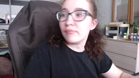 Snapshot of ankey_rayah chatting on 4, 2, 2025 Nameless online show from 4, 2, 2025