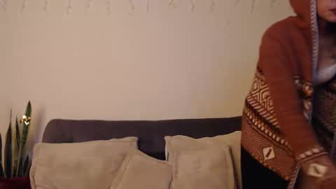 Snapshot of anmaadler chatting on 31, 12, 2024 Anma Adler online show from 31, 12, 2024