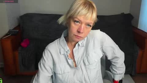 Snapshot of ann_annise chatting on 11, 5, 2026 ann_annise online show from 11, 5, 2026