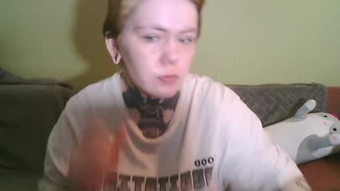 ann_lelala_ online show from 16, 2, 2025