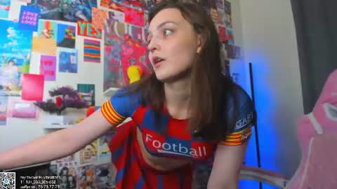 Snapshot of ann_perry chatting on 18, 6, 2026 Ann online show from 18, 6, 2026