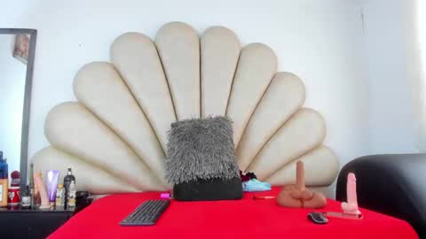 Anna  online show from 11, 3, 2025