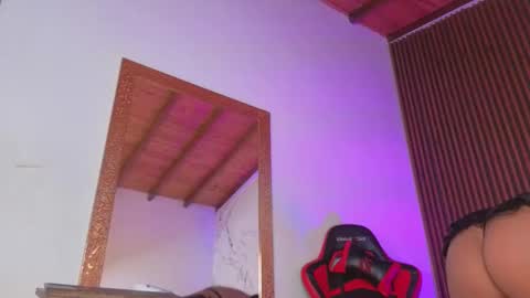 Snapshot of anna_beneet chatting on 27, 9, 2025 anna_beneet online show from 27, 9, 2025