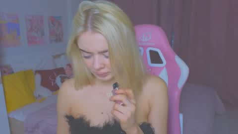 Snapshot of anna_nickol chatting on 26, 6, 2026 Anna online show from 26, 6, 2026