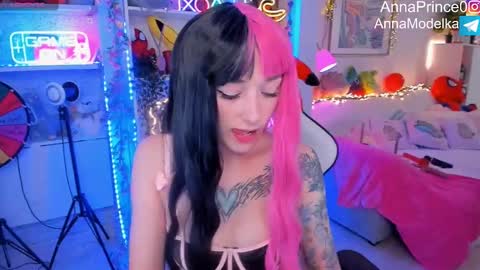 Anna online show from 7, 2, 2025