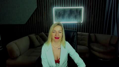 anna_snow9 online show from 12, 10, 2025