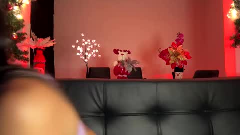 annaa__ online show from 9, 12, 2024