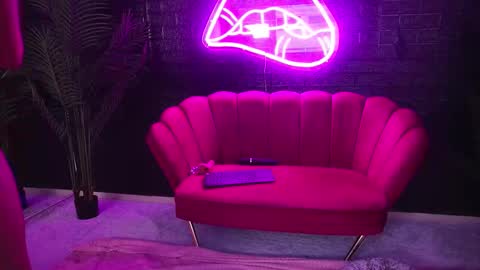 Anna online show from 15, 9, 2025