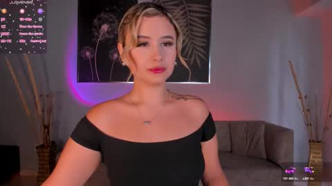 Anna Brooks  online show from 10, 9, 2025