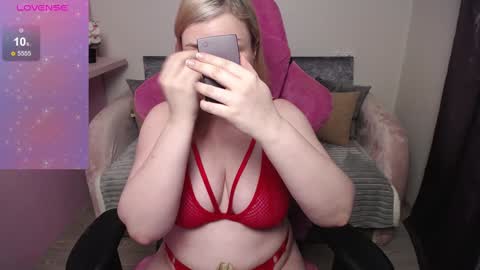 Snapshot of annacherri chatting on 21, 1, 2025 AnnaCherri online show from 21, 1, 2025