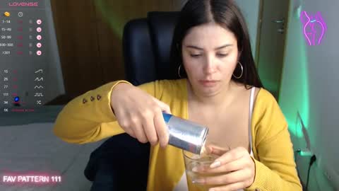 Snapshot of annadolll chatting on 3, 1, 2025 OF twitter annadangerx pornhub online show from 3, 1, 2025