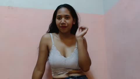 Snapshot of annahhotgirl chatting on 25, 2, 2025 annahhotgirl online show from 25, 2, 2025
