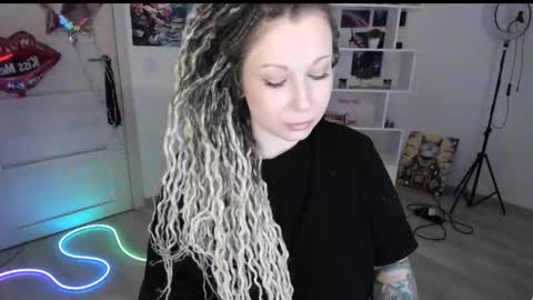 Anna online show from 6, 3, 2026