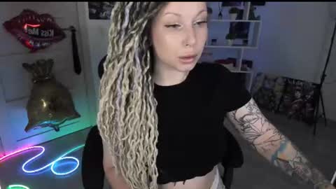Anna online show from 8, 7, 2026