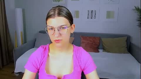 Snapshot of annathorne chatting on 30, 5, 2026 Im Anna online show from 30, 5, 2026