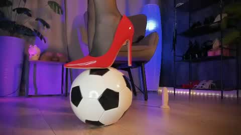Snapshot of annatrueno chatting on 19, 7, 2026 Anna online show from 19, 7, 2026