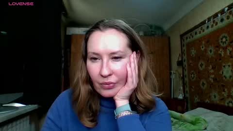 Snapshot of annaxlovers chatting on 5, 2, 2025 AnnaXLovers online show from 5, 2, 2025