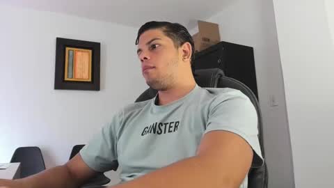 Anndy Hardy online show from 23, 12, 2024