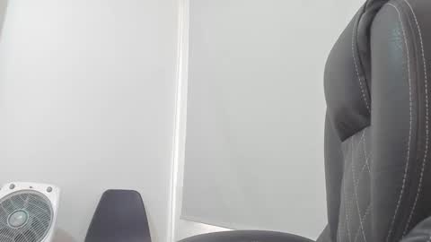 Anndy Hardy online show from 14, 1, 2025