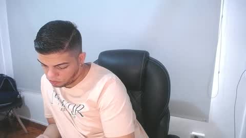 Anndy Hardy online show from 27, 2, 2025