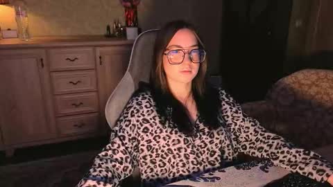 Snapshot of anneaverry chatting on 2, 3, 2026 anneaverry online show from 2, 3, 2026