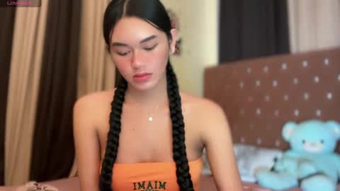 Snapshot of annedee_ chatting on 25, 2, 2025 Kim online show from 25, 2, 2025