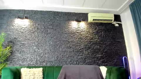 annesins online show from 28, 10, 2025