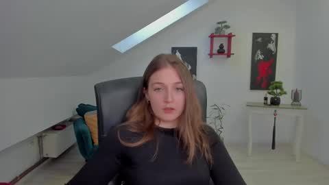 Snapshot of annewilsonn chatting on 5, 5, 2026 annewilsonn online show from 5, 5, 2026