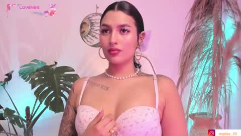 Angel online show from 12, 10, 2025