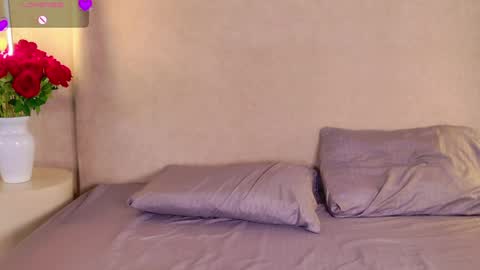 Angelina  online show from 10, 4, 2026