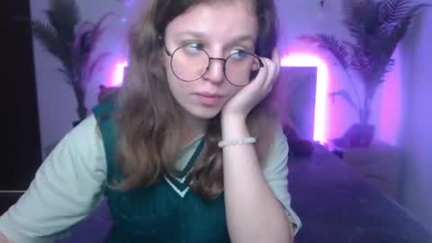 Snapshot of annibrownss chatting on 21, 7, 2026 Anni online show from 21, 7, 2026