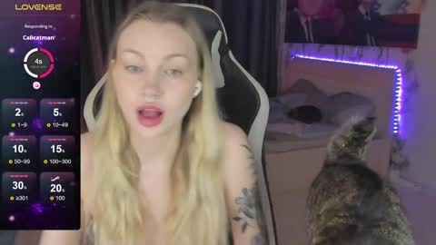 Snapshot of annie69kiss chatting on 7, 3, 2025 Annie online show from 7, 3, 2025