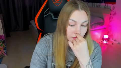 Annie online show from 24, 5, 2026