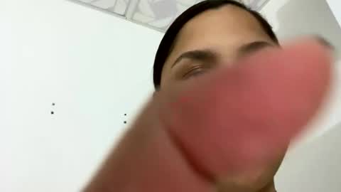 Snapshot of annie_catt_ chatting on 8, 12, 2024 Annie online show from 8, 12, 2024